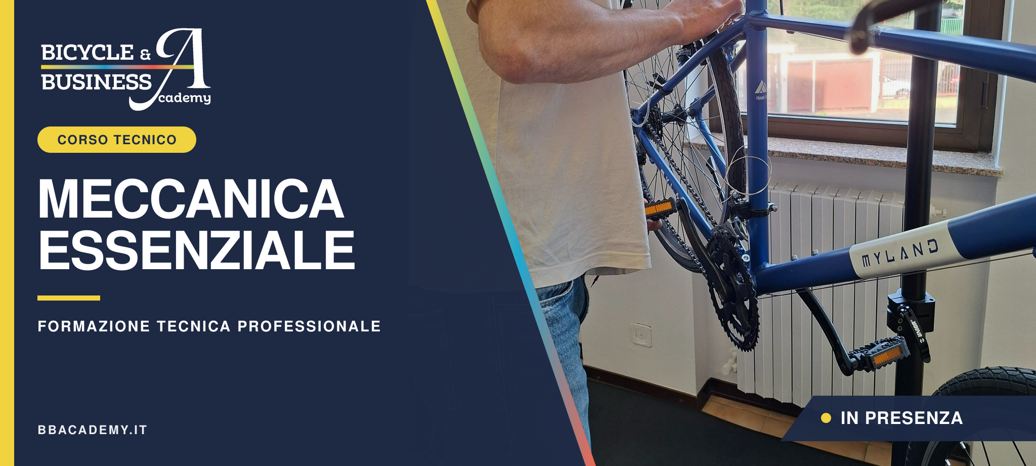 Corso Meccanica Essenziale di BB Academy: bicicletta sul cavalletto durante la manutenzione della trasmissione