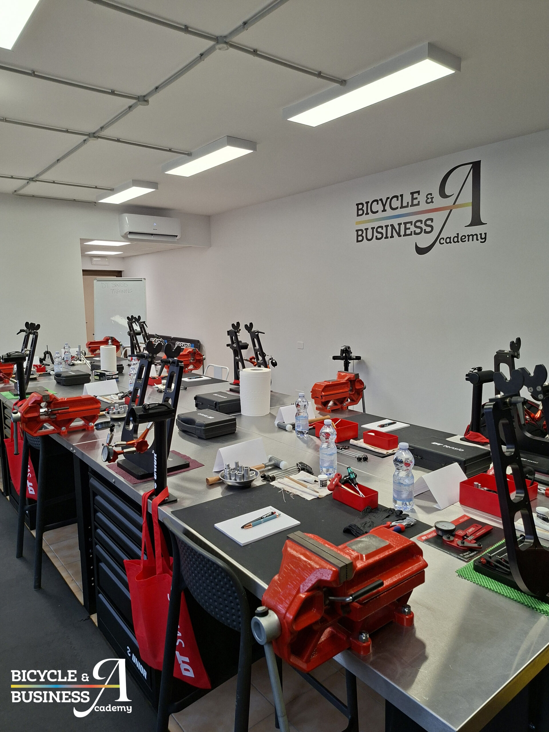Sala Bike Academy a Seregno pronta per il corso ufficiale DT SWISS